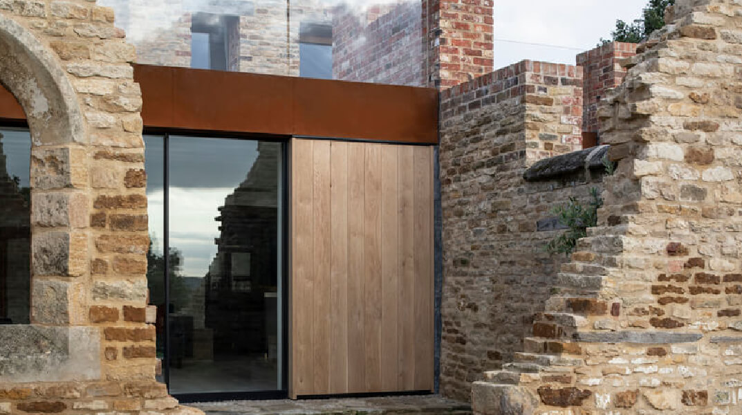 MEC Stone Lux
