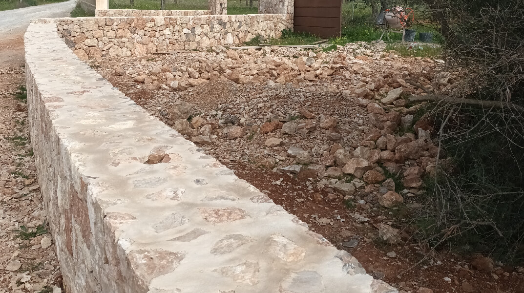 MEC Stone Wall